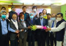 পরিবেশ বান্ধব সবুজ নগরীর অংগীকার। আলীউর রহমান ও মামুন চৌধুরী সংবর্ধিত।