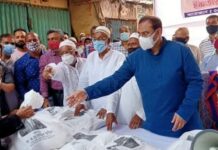 ” করোনাকালে দরিদ্রদের পাশে দাঁড়ানো বিত্তবানদের ঈমানী দায়িত্ব” – আ জ ম নাছির।